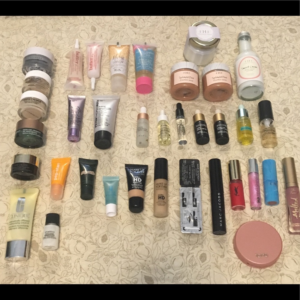 Skincare makeup samples